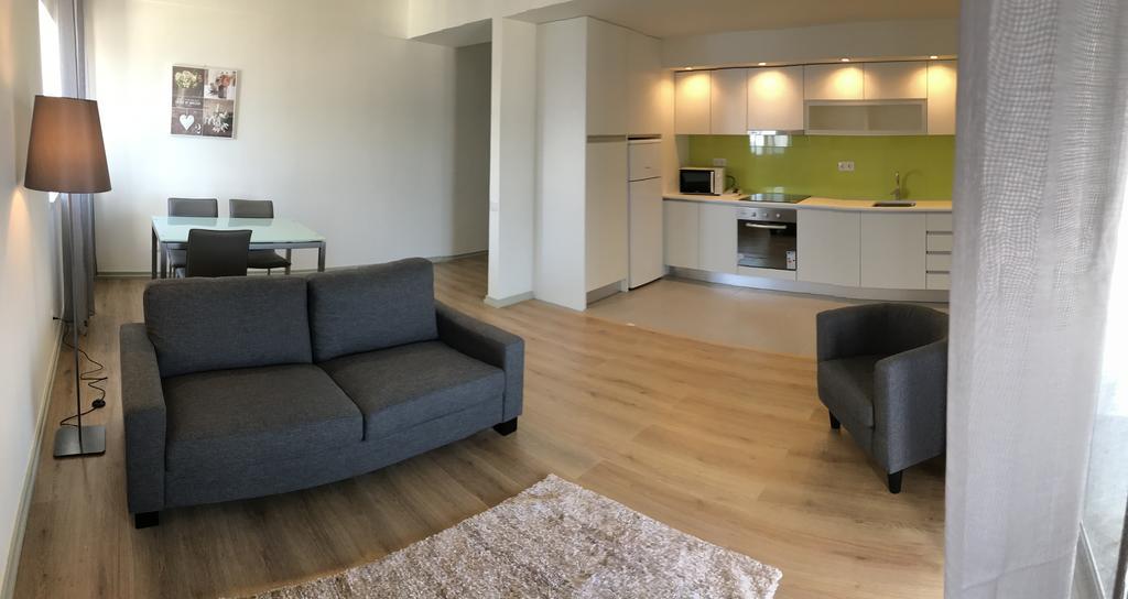 Apartamentos Solmar 15º Ponta Delgada Kültér fotó