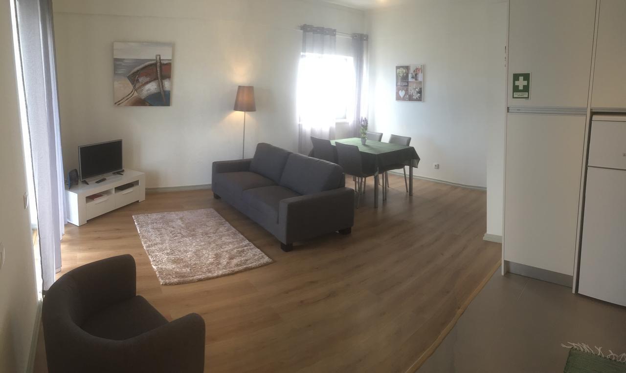 Apartamentos Solmar 15º Ponta Delgada Kültér fotó