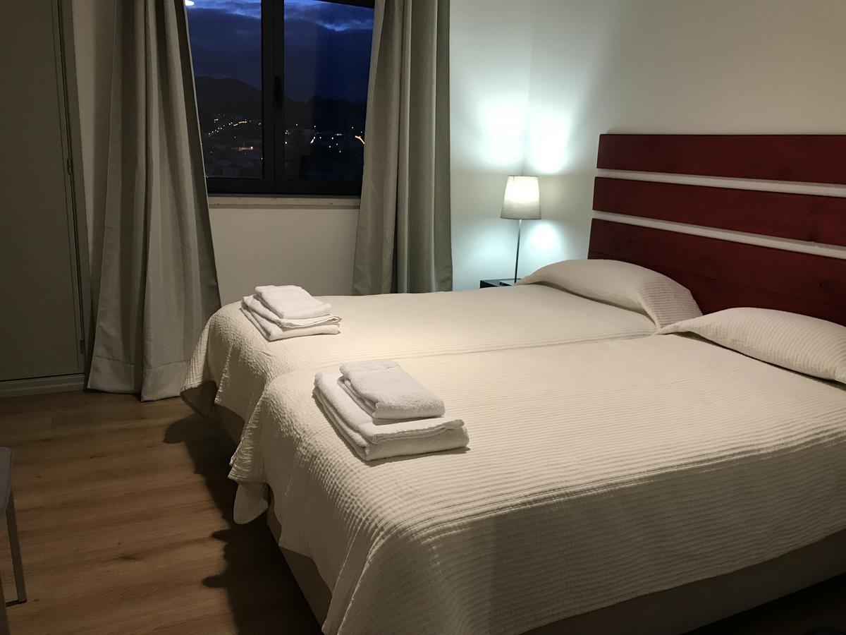 Apartamentos Solmar 15º Ponta Delgada Kültér fotó