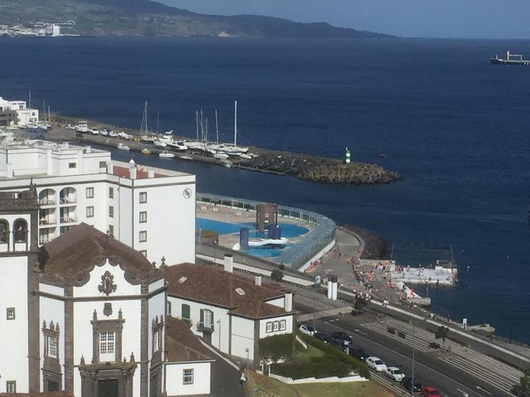 Apartamentos Solmar 15º Ponta Delgada Kültér fotó