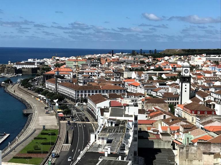 Apartamentos Solmar 15º Ponta Delgada Kültér fotó