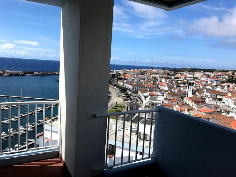 Apartamentos Solmar 15º Ponta Delgada Kültér fotó